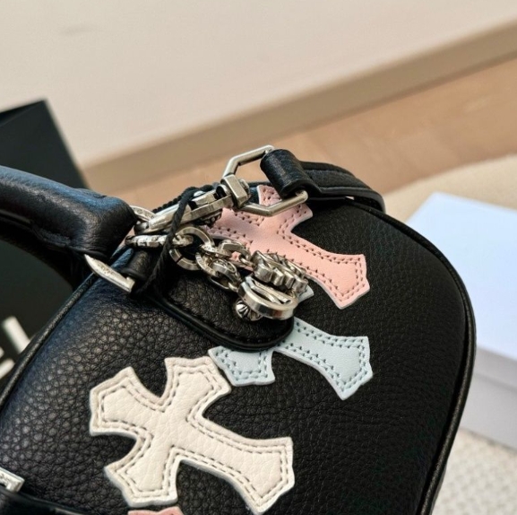 Chrome Hearts クロムハーツ　ショルダーバッグ CHROME HEARTS クロムハーツ ショルダーバッグ | chromehearts